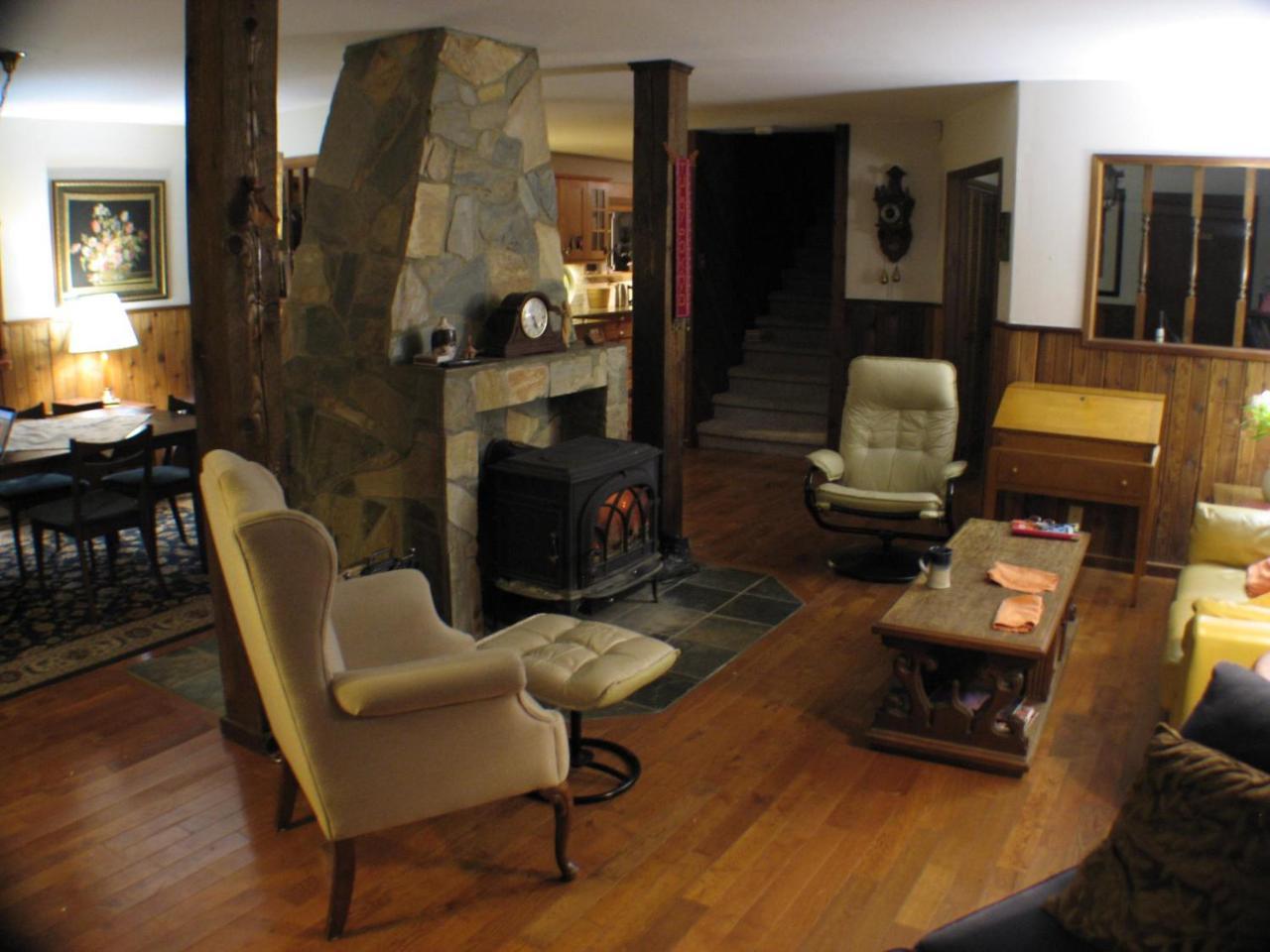 Cedar Song B&B Parksville Luaran gambar